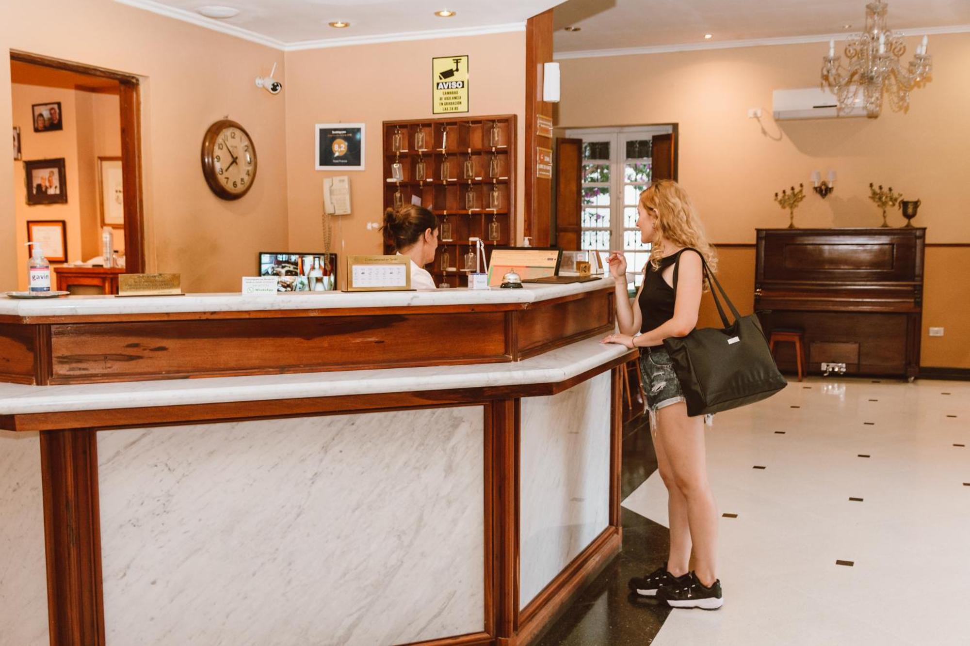 Hotel Francia Tandil Exteriér fotografie